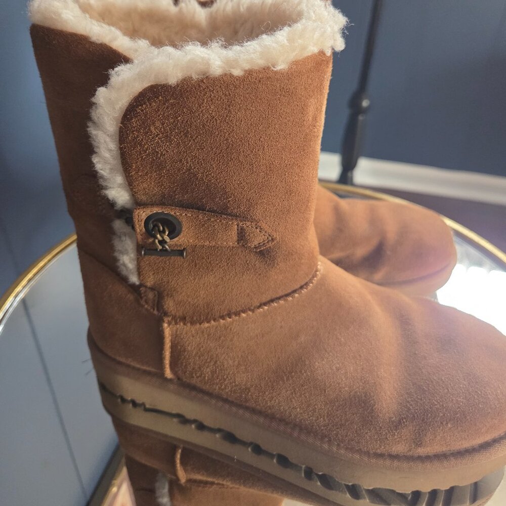 Barely worn Ugg boots!